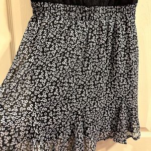 Cute lace top black summer dress, size medium